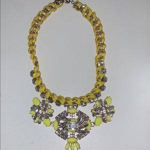 Stylish Spring/Summer Necklace 💛